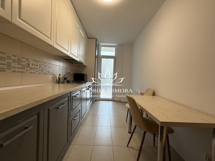 Apartament cu 2 camere decomandat, mobilat în Central