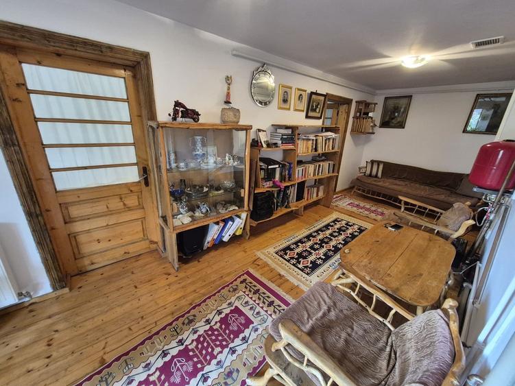 Vila 4 camere + teren 818 mp central Provita de Sus (lângă școală) - 6