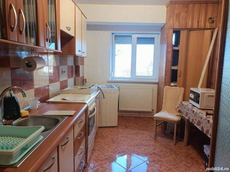 Inchiriez apartament - 1