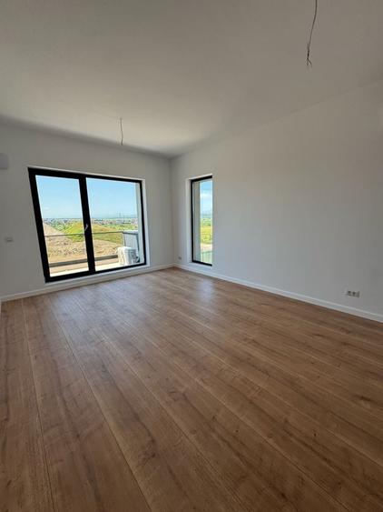Apartament cu 3 camere decomandat în Satu Nou