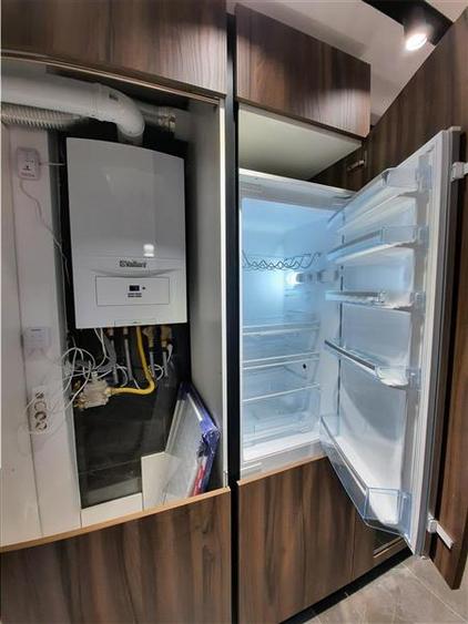 Apartament cu 2 camere,situat in Zona centrala! - 4