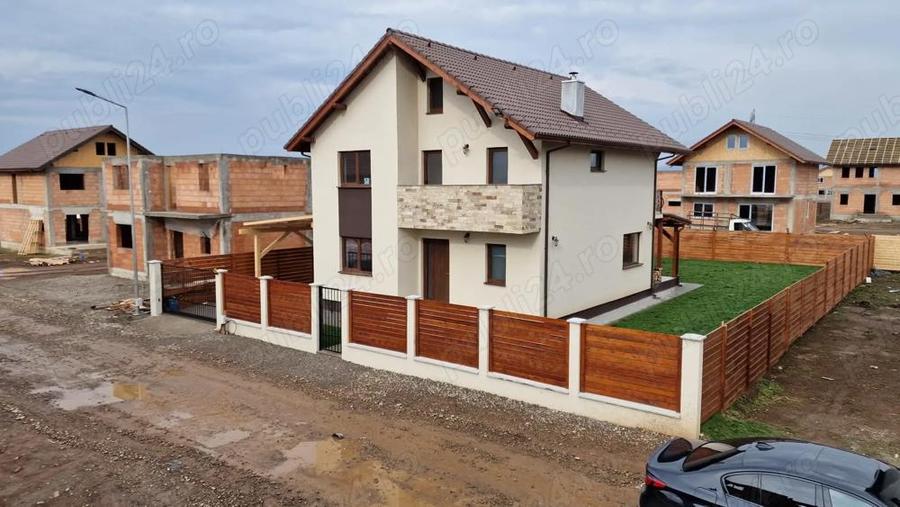 Casa cu etaj 5 camere, 3 km distanta de Brasov, cartier Izvor - 1