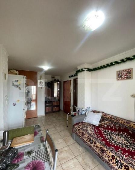 Apartament 2 camere, decomandat, Central - 3