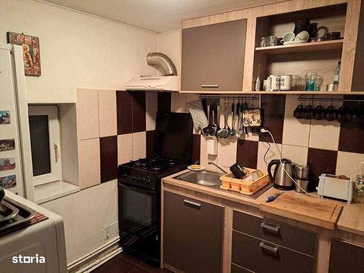 Teren ?i casa Militari Apusului - 10