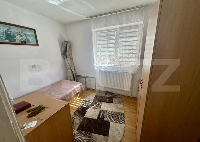 Apartament 3 camere de vanzare Zona Kogalniceanu, Sebe - 2