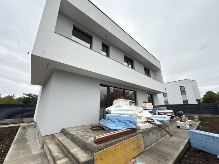 Vila P+1 cu 4 camere | Tunari | Zona Centrala - 15