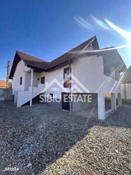 Casă cu 3 camere cu Teren 905 Mp în Central