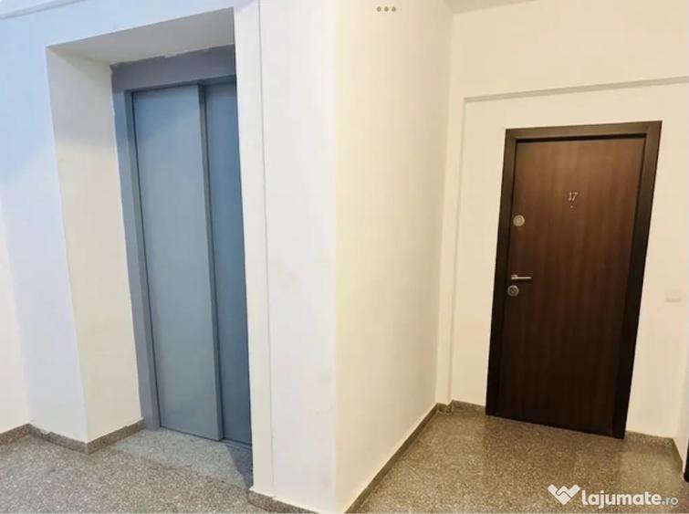 Apartament cu 3 camere decomandat în Aviației