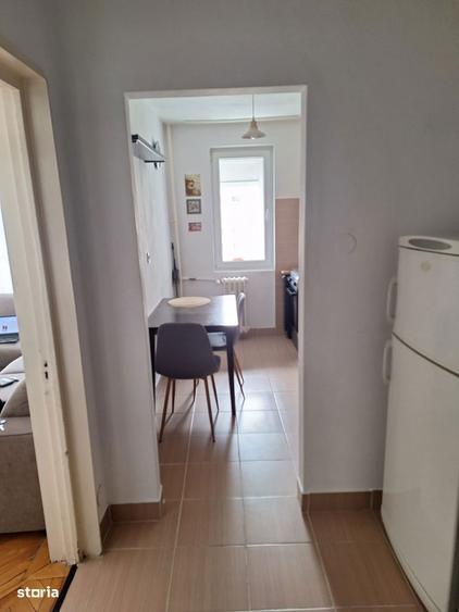 Apartament cu 2 camere semidecomandat în Obor