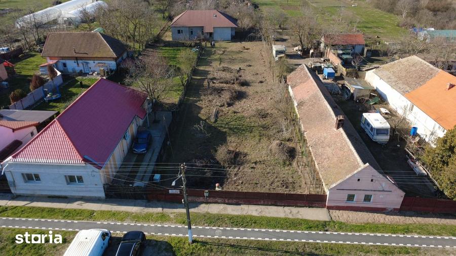 Teren de 770 mp, în Peciu Nou