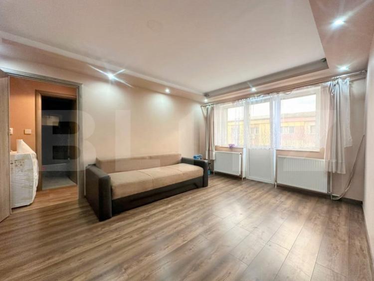 Apartament cu 2 camere semidecomandat în Central