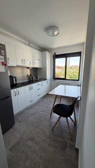 Apartament cu 2 camere semidecomandat în Ultracentral