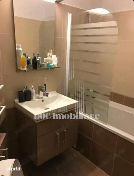 Apartament cu 2 camere semidecomandat, mobilat în Centrul Civic