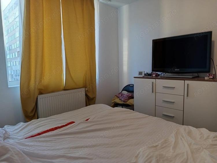 Apartament cu 4 camere decomandat în Progresul