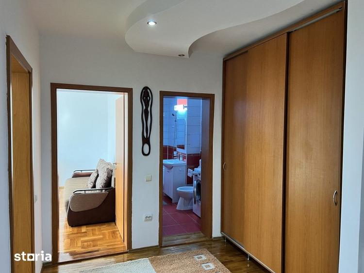 Apartament cu 2 camere, mobilat în Calea Dumbrăvii