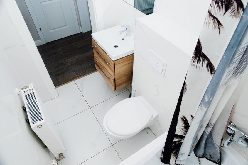 Apartament cu 2 camere semidecomandat, mobilat în Sinaia