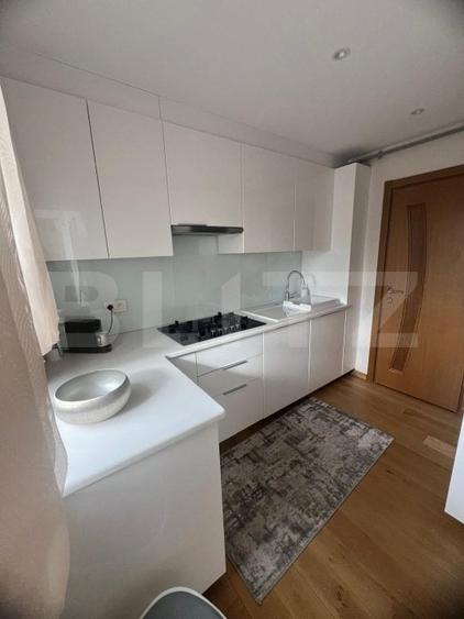 Apartament cu 3 camere decomandat, mobilat în Burdujeni