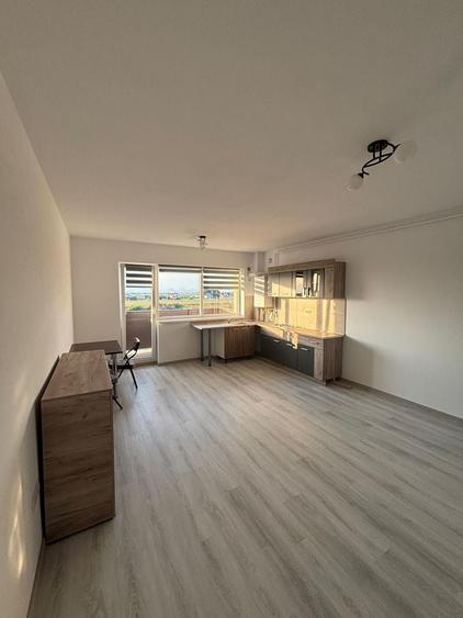 Apartament cu 2 camere semidecomandat în Sânpetru