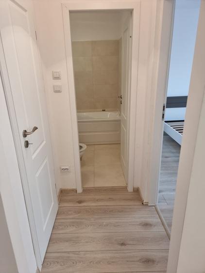 Apartament cu 2 camere semidecomandat, mobilat în Grivița