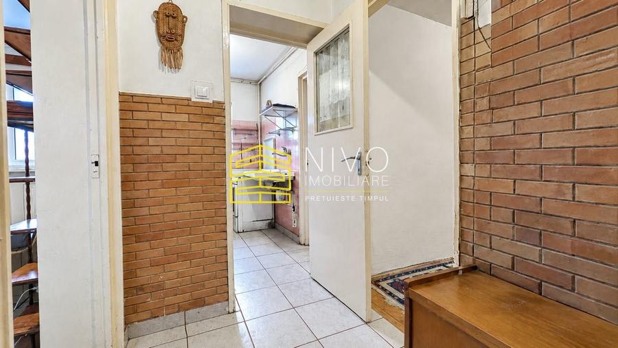 Apartament cu 3 camere semidecomandat, mobilat în Tudor