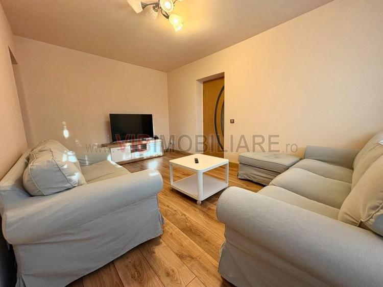 Apartament cu 3 camere semidecomandat în Giulești