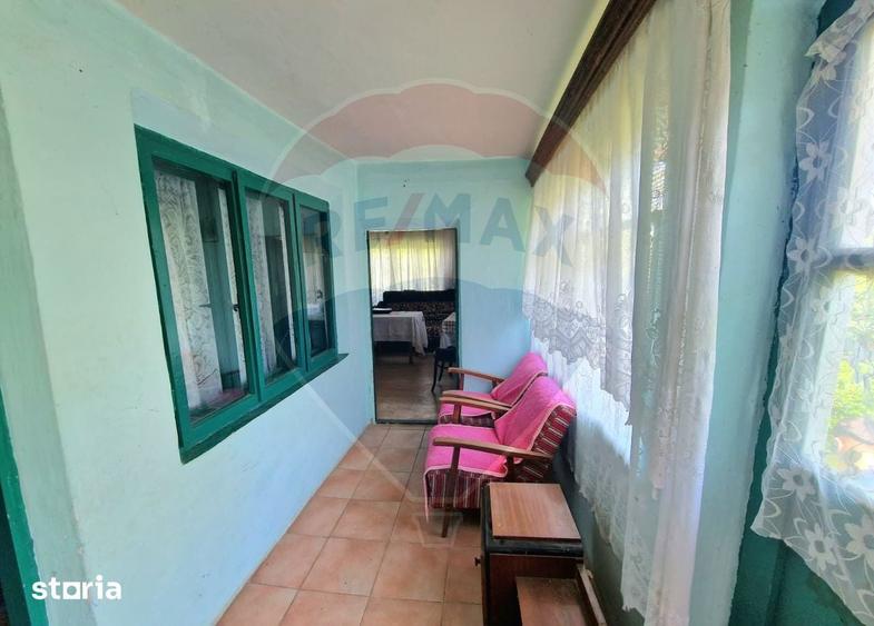 Casa Batraneasca cu Teren Intravilan 358 mp Bara?i - 5