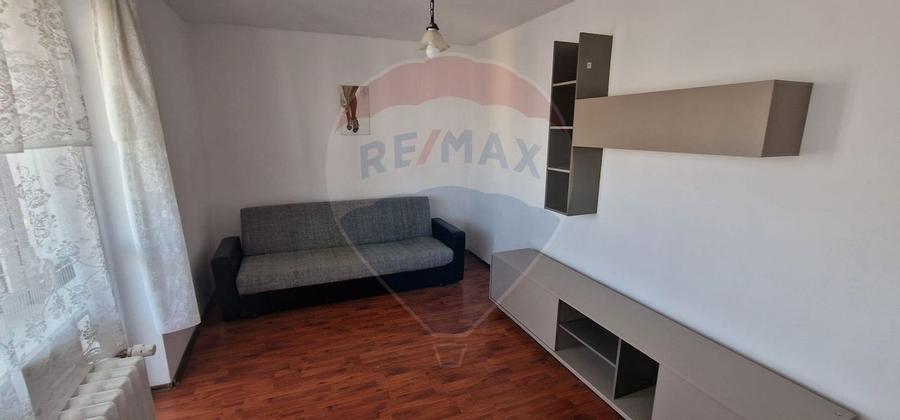Apartament DE INCHIRIAT cu 2 camere decomandate, zona Narcisa - 1