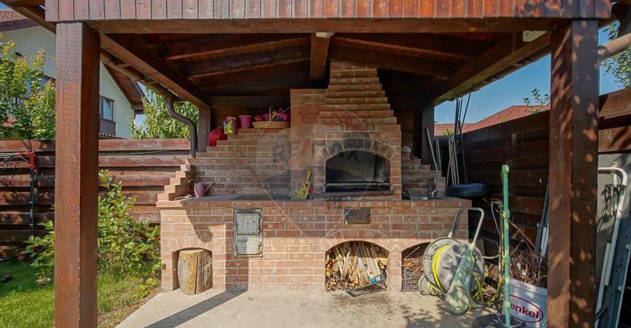 Casa Premium cu Design Elegant ?i Intimitate, in Carti... - 9