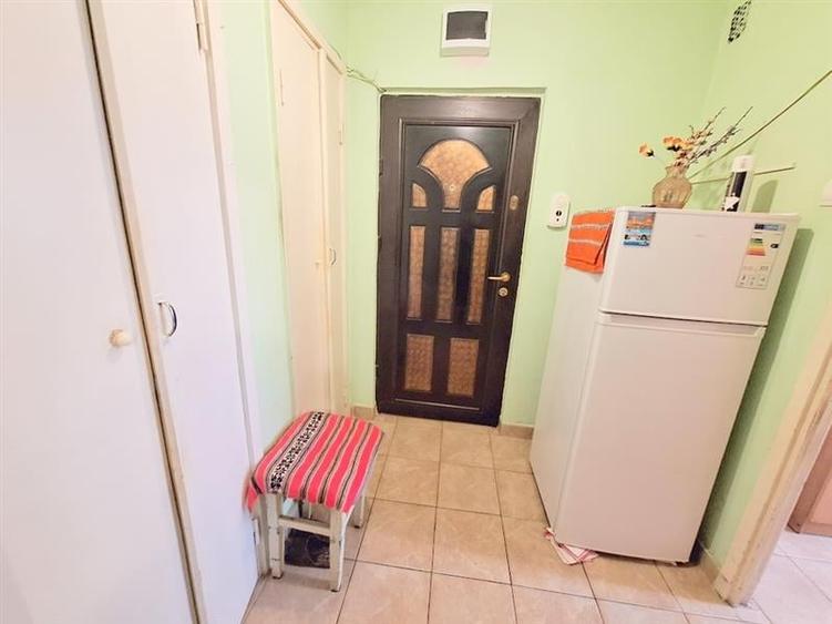 Apartament 3 camere decomandat ona Bazinul de Inot - 6