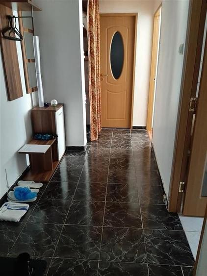 De vanzare apartament cu 2 camere decomandate in Racadau - 2