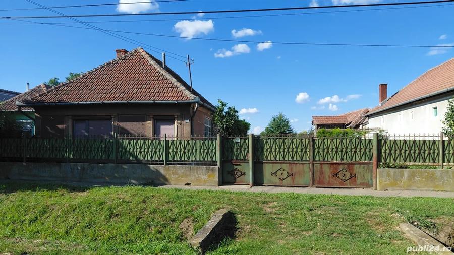 vand casa localitatea Petreu - 2