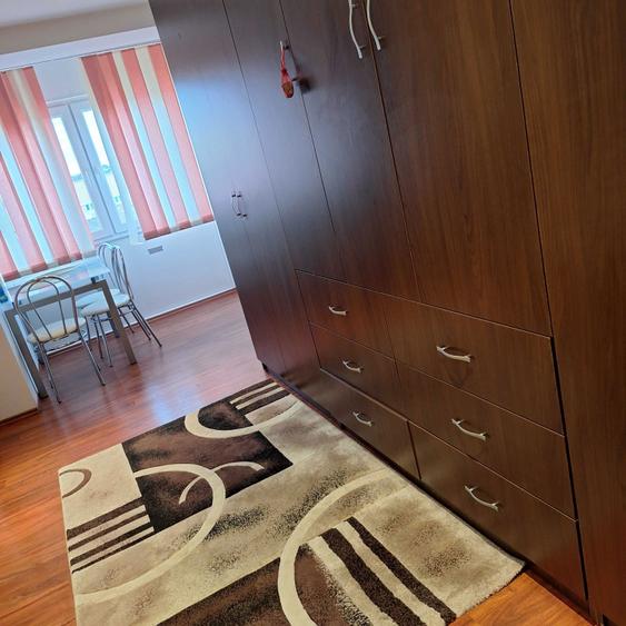 Inchiriez garsoniera - 4