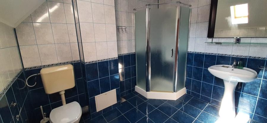 Casa de vacanta sau pensiune situata langa Cabana Trei Brazi Predeal - 35