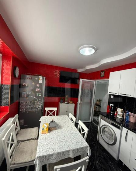 Apartament de lux, 3 camere decomandat - 6