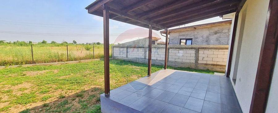 Casa noua in Ciorogarla - 3 dormitoare, living spa?ios - 31