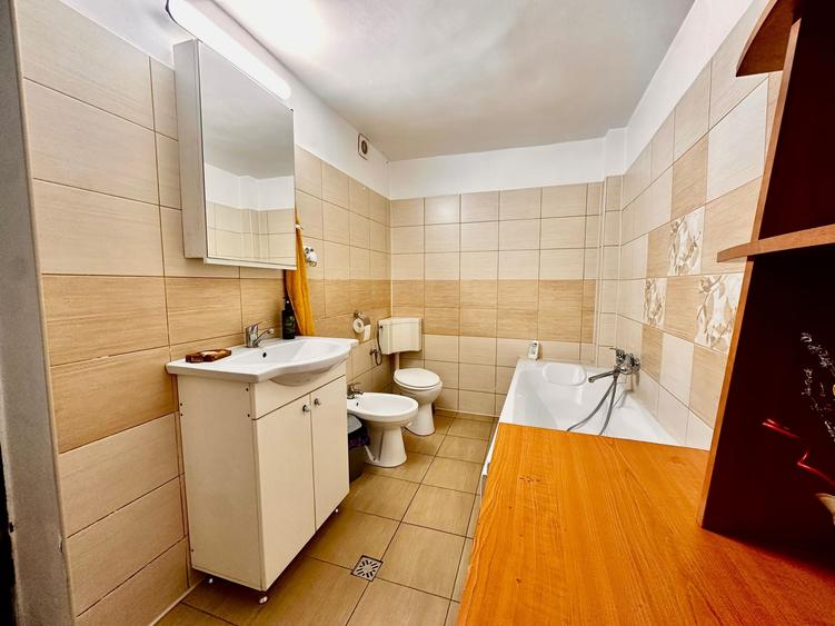 Apartament la casa in centru - pretabil sediu firma - 10