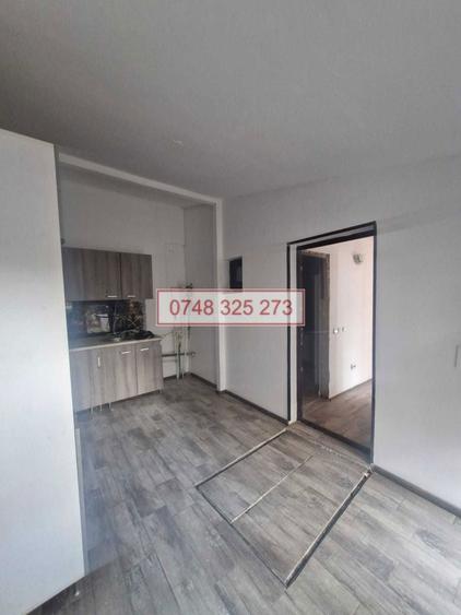 4 Camere 3 Bai Parter si Mansarda in D-na Ghica - 3