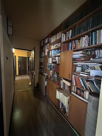 Apartament 3 camere, decomandat, et. intermediar- Nicolina - 12