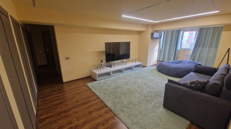 3 camere Rond Berceni - 2