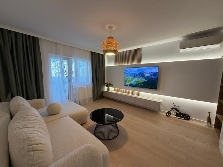 Apartament renovat complet,totul nou,centrala proprie,lângă Bd Unirii - 1