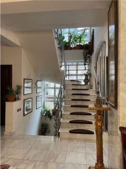 Arh. mediteraneana,constr.2012,garaj demisol 120 mp,7 camere,5 bai,7 min metrou - 5