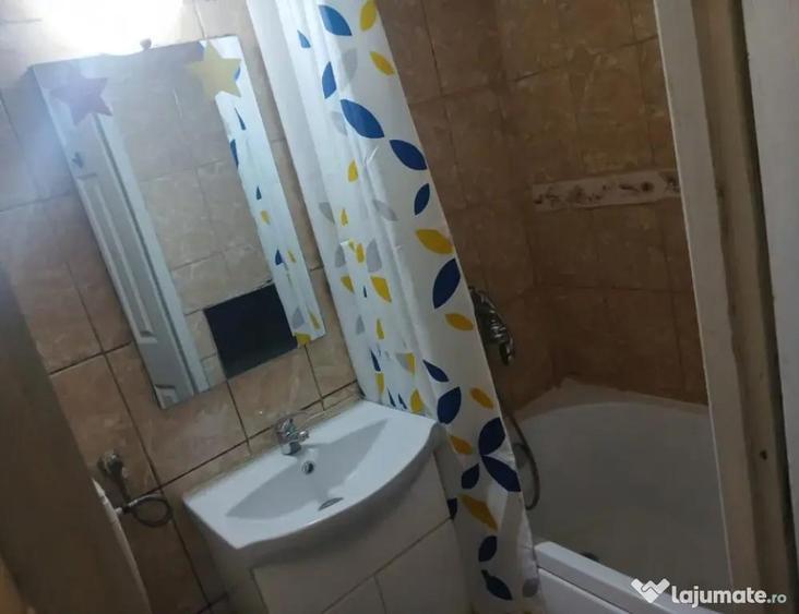 Camera de camin cu baie si bucatarie proprie - zona Tractorul - 2