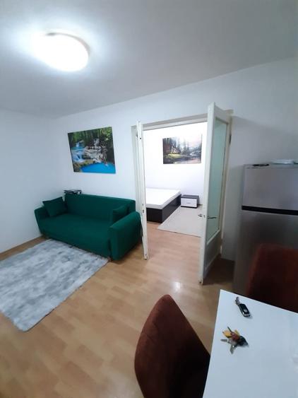 TATARASI-ap. 2 camere,30mp.et.1/4,curat,liber,fara risc,mobilat si utilat! - 10