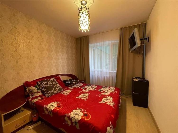 Apartament 3 camere de vanzare zona VEST Tulcea - 3