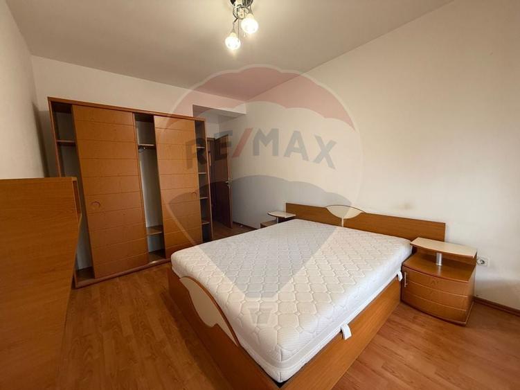 Apartament cu 3 camere de inchiriat pe Str.Eminescu/Selimbar - 4
