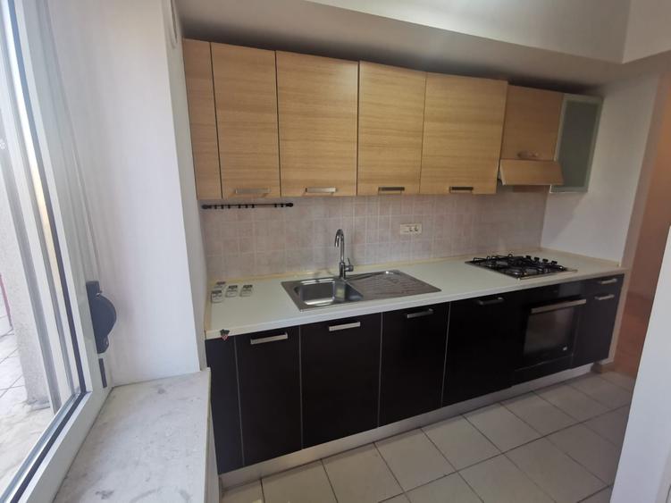 De inchiriat penthouse cu 4 camere – Complexul The Ring - 15