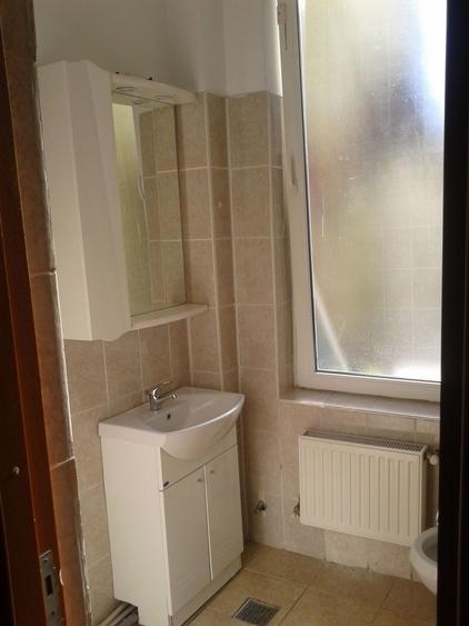 Piata Iancului, metrou, vila P+1E+M cu 5 camere, 3 bai - 1