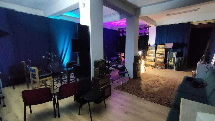 Inchiriez sediu afacere scoala de arte, productie audio/video, studio podcast - 8