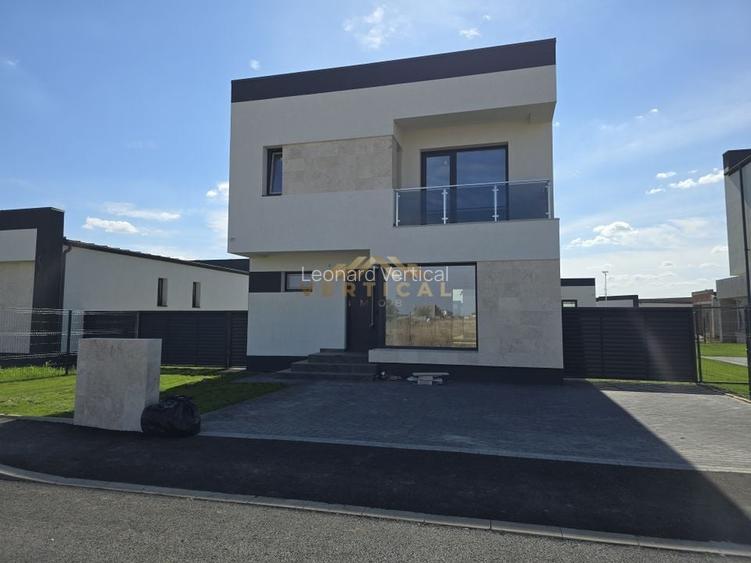 Vila 4 Camere / Posibilitate rate / Berceni Mega Parc