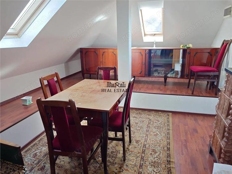 Casa P+M cu teren generos si loturi suplimentare in Baia de Cris - 8